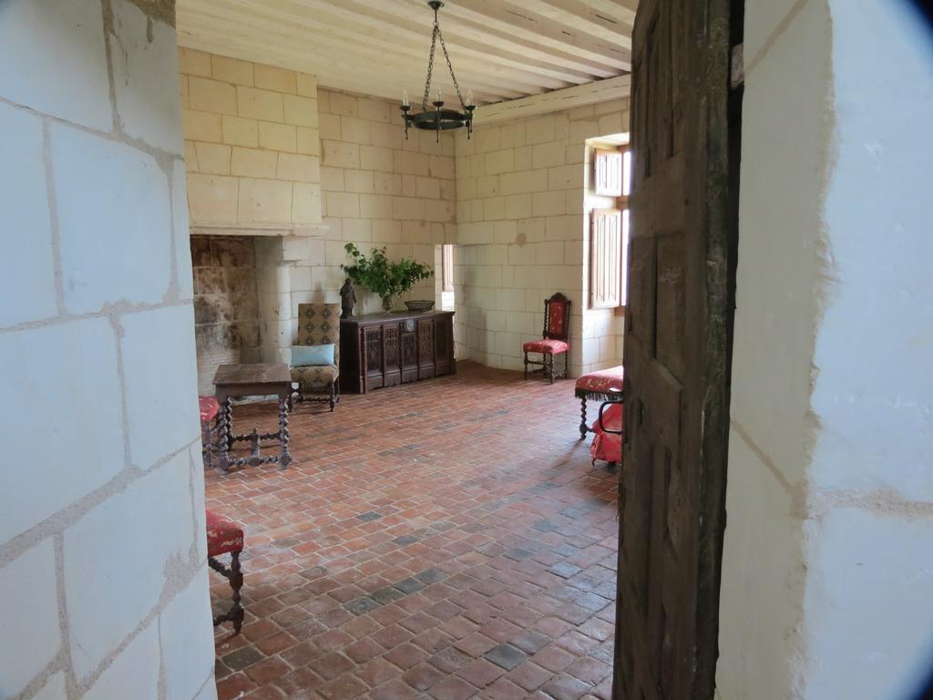 Le Chatelet Thilouze Room photo