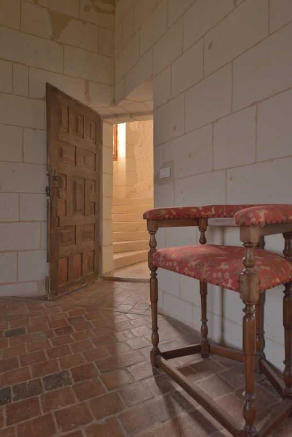 Le Chatelet Thilouze Exterior photo